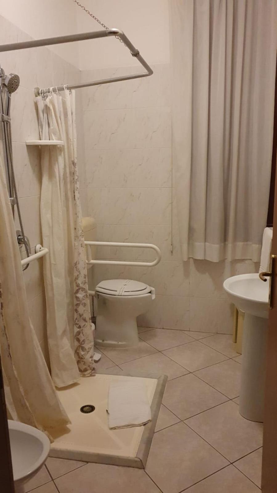 Hotel 4 Mori